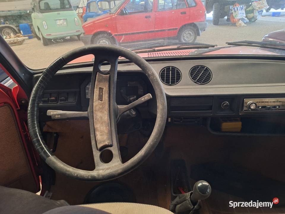 Fiat 127 5 drzwi czerwony bez korozji ładny stan pomorskie Lębork