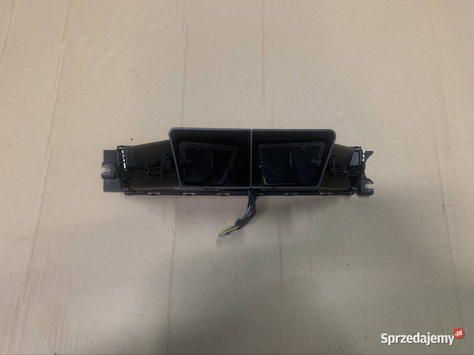 kratka nawiewu centralna bmw 3 e90 e91 bmw 1 e81 sprzedam