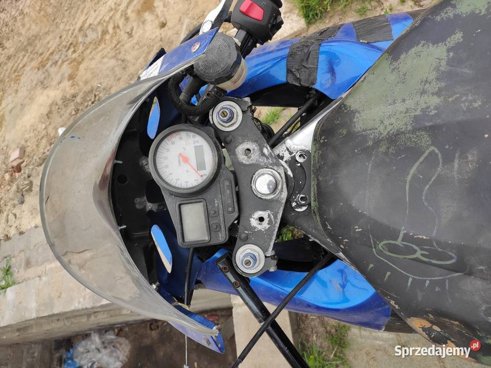 Yamaha R6 baza na tor Rok produkcji 2000 wielkopolskie Poznań