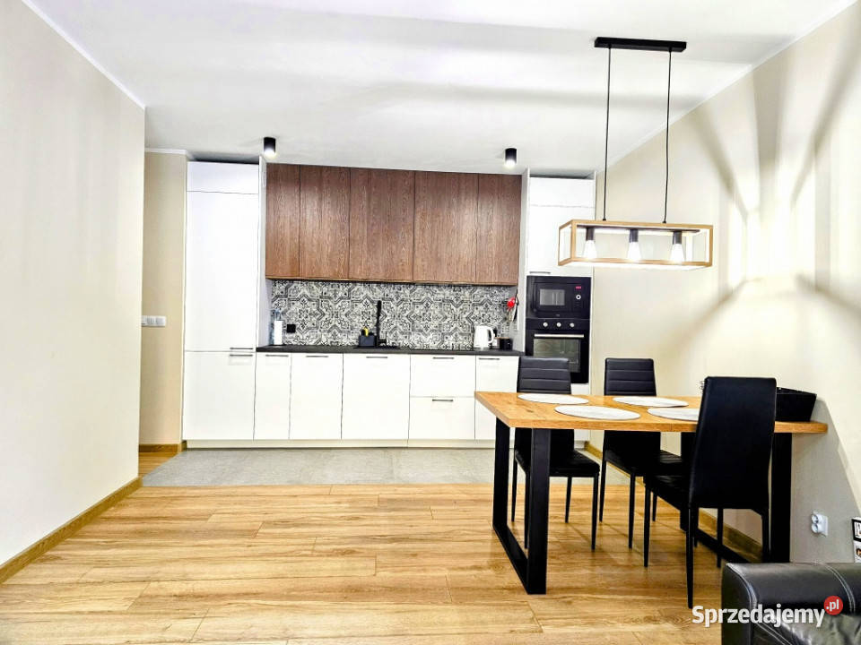 Świeżo wykończone mieszkanie 55 m2 z ogródkiem Warszawa