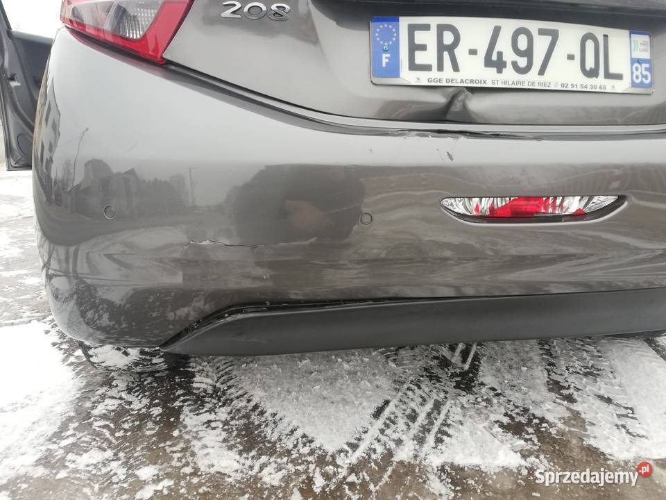 Peugeot 208 12 Etylina 2017 r wspomaganie kierownicy 208 Września