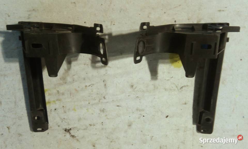 ŚLIZG ZDERZAKA PRAWY LEWY TYŁ SAAB 93 93 II osobowe