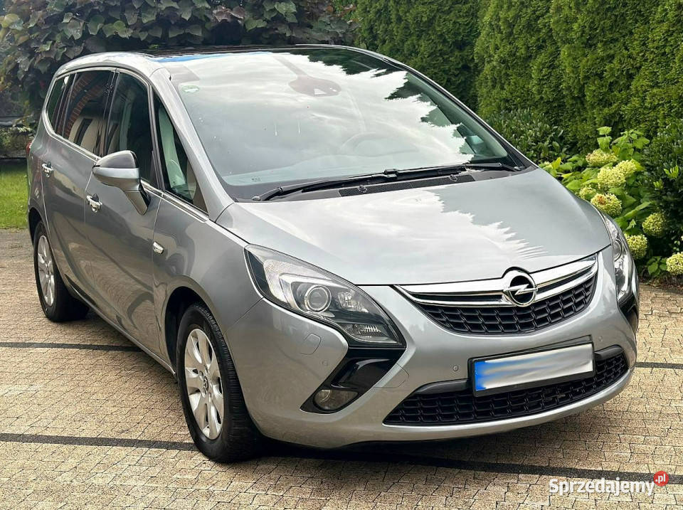 Opel Zafira Opel Zafira Tourer Cosmo 20CDTI 130 Zafira Wrocław