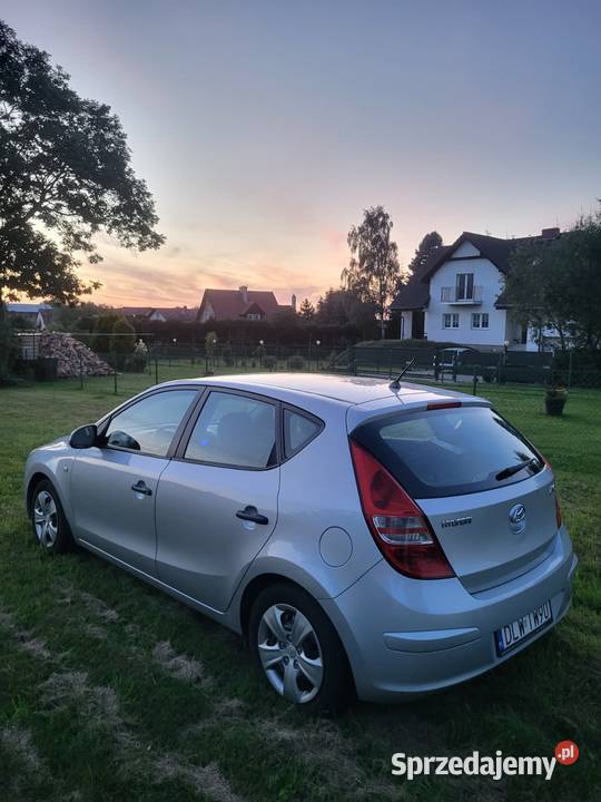 Hyundai i30 I 14 2009r w pełni sprawny z ważnymi benzyna i30