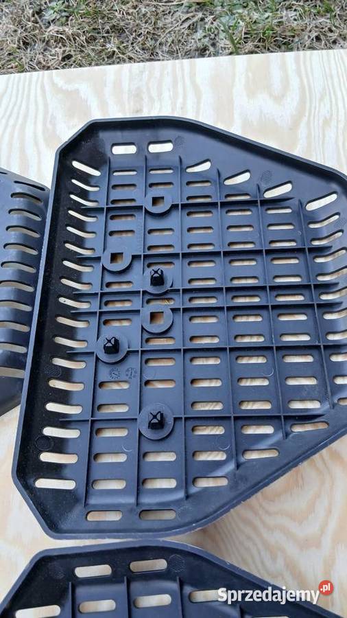 Do rosiewacza osłony na sensory wagowe Kverneland Stryjów