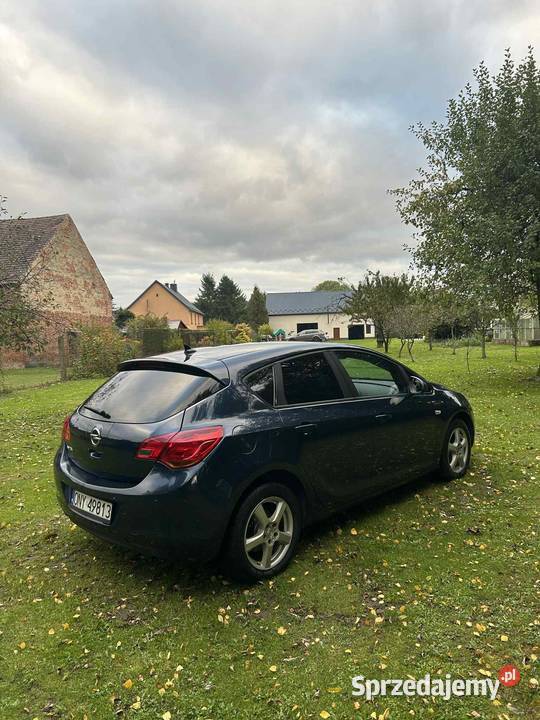 OPEL ASTRA 16 benzyna Nysa sprzedam