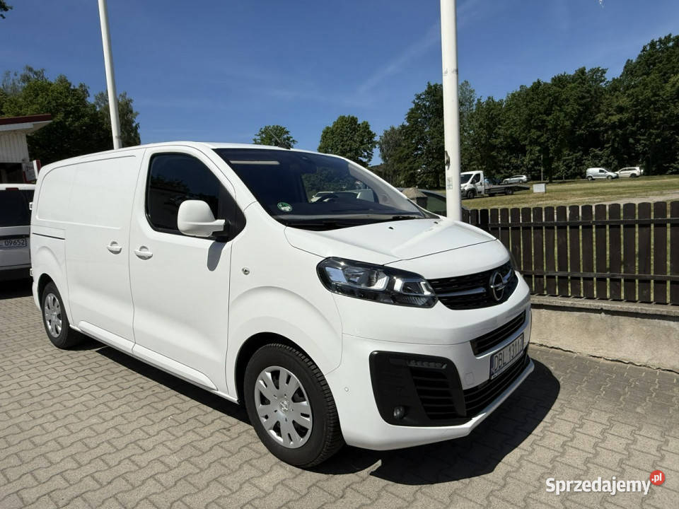 Opel Vivaro 20Cdti 150 idealny bogata wersja elektryczne szyby Bolesławiec