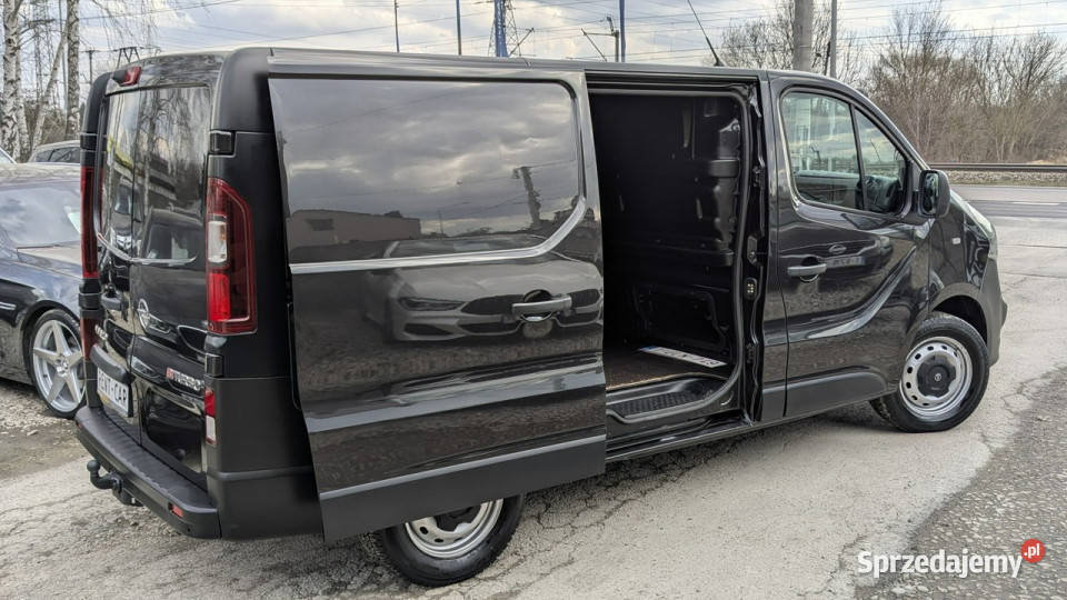 Opel Vivaro 16D145Ciężarowy BUS 3Osoby Częstochowa sprzedam