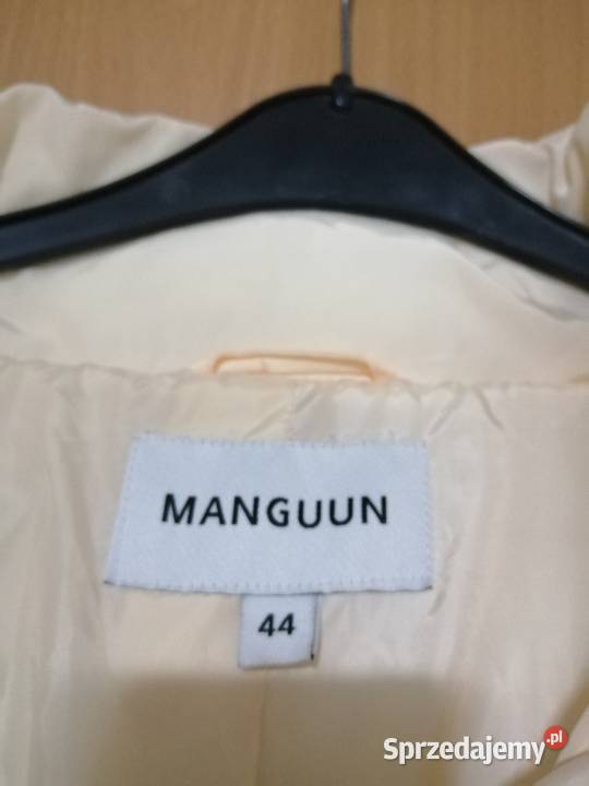 Manguun długa kurtkapłaszcz zimowy z kapturem sprzedam