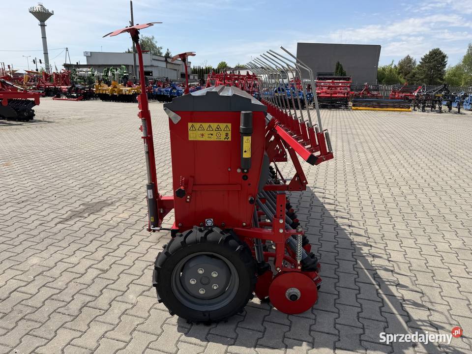 Mechaniczny siewnik zbożowy Poznaniak 4203 Opatówek