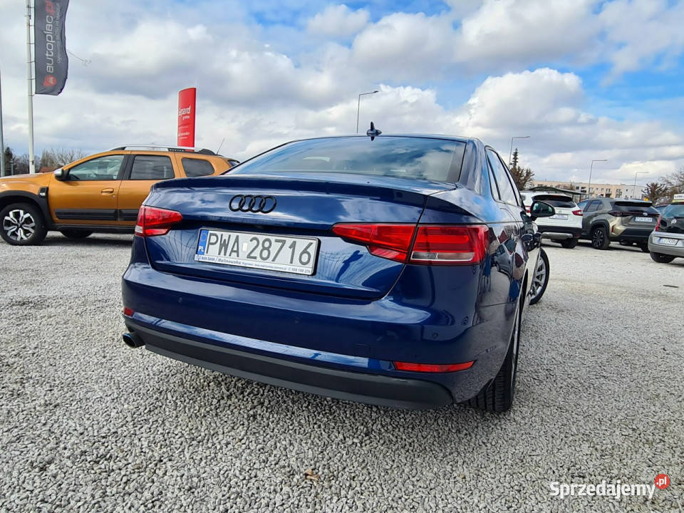 Audi A4 Limousine Szyberdach Navi 2xPDC Kamera Wągrowiec