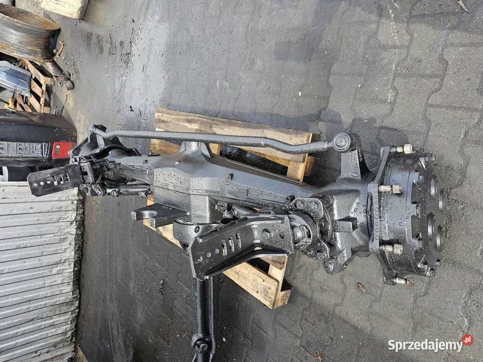 ZWOLNICA PRAWA PRZÓD STEYR 6230 CVT 87576875 osobowe kujawsko-pomorskie