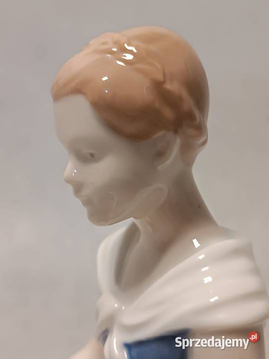 BING GRONDAHL BG Figurka 2345 Dziewczynka z Porcelana i szkło Dobrzany