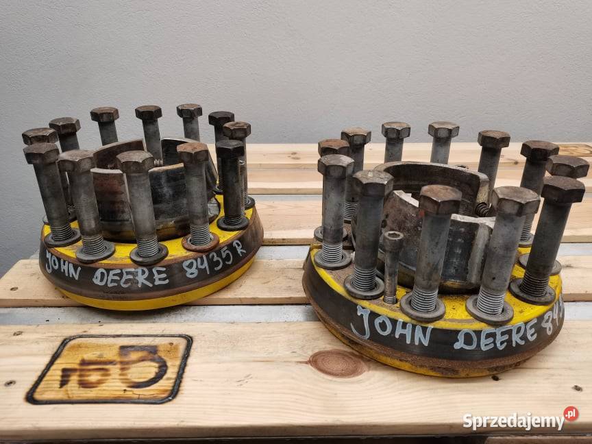 Serce koła John Deere 8345 R R299670