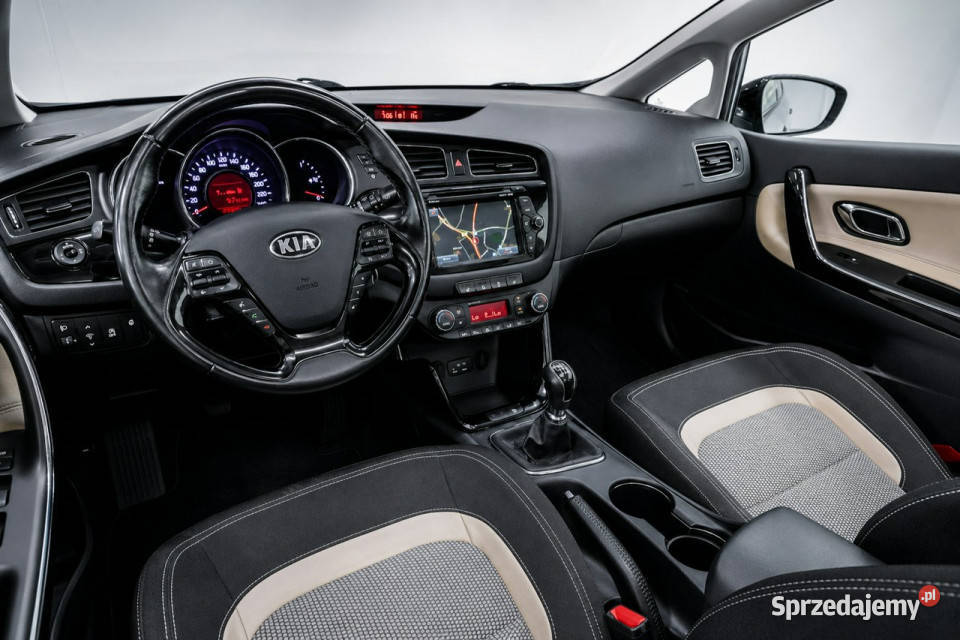 Kia Ceed II 2012 Sadlno