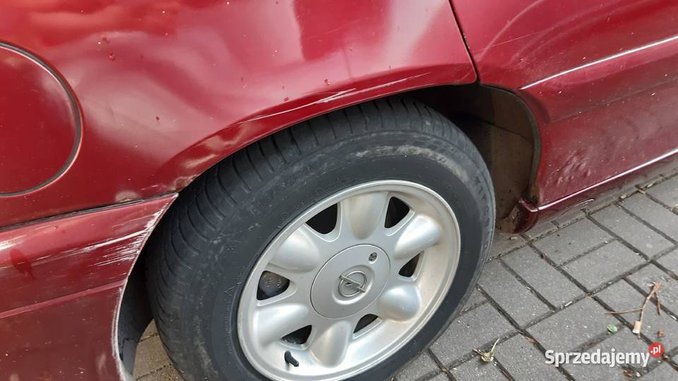 Opel Omega B Sedan 22 DTI 16V 120 olej napędowy 359903km Toruń