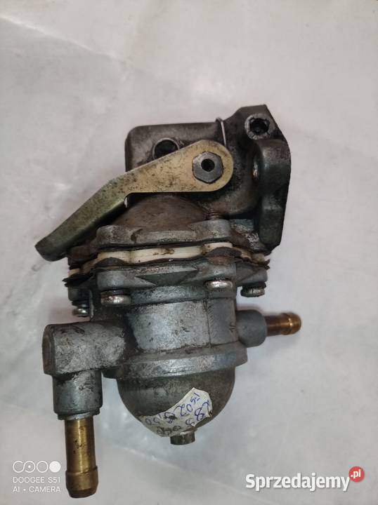 Pompa Fiat 126p osobowe Części montażowe Chrzanów sprzedam