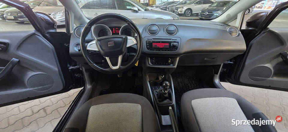 Seat Ibiza 1 REJ 2009 OPIS W podanej roczna czarny