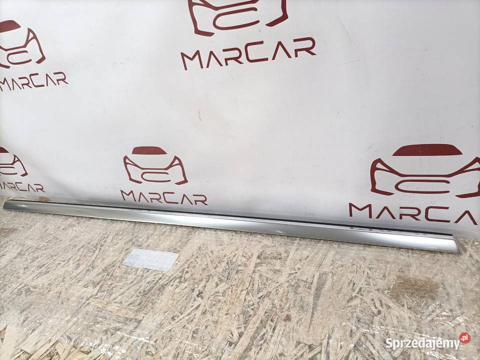 MERCEDES BKLASA W246 LISTWA ZGARNIAJĄCA DRZWI Pleszew