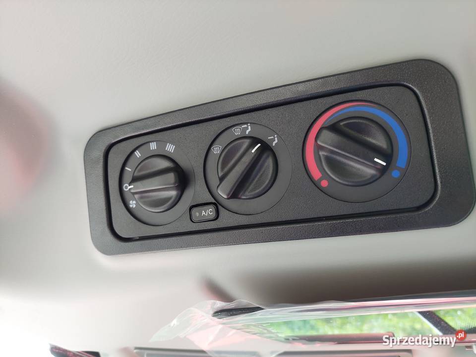 Ciągnik nowy zwrotny Kioti DK6020