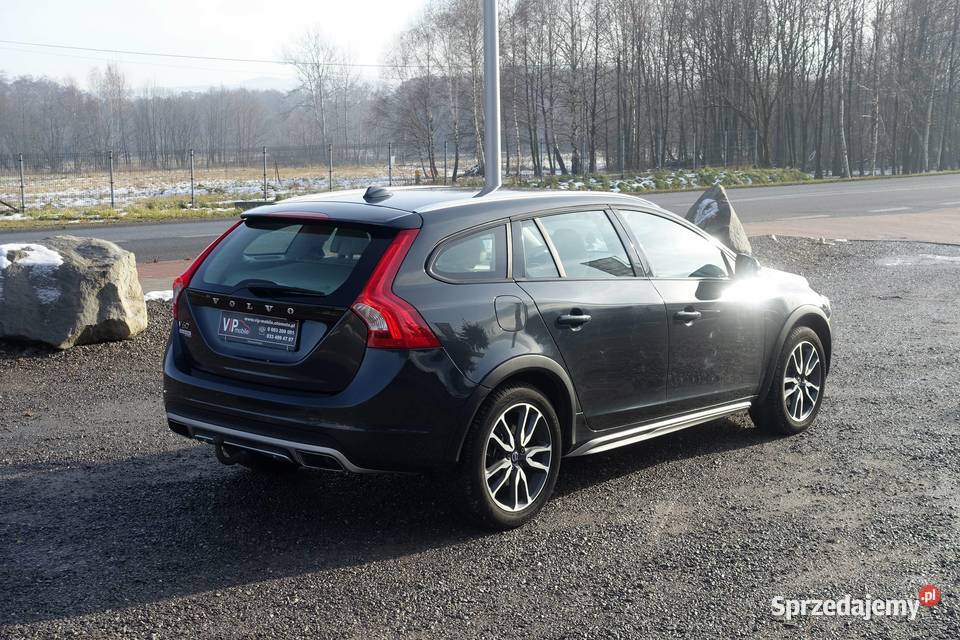 VOLVO V60 CROSS COUNTRY SKÓRA AUTOMAT FULL Kombi Buczkowice
