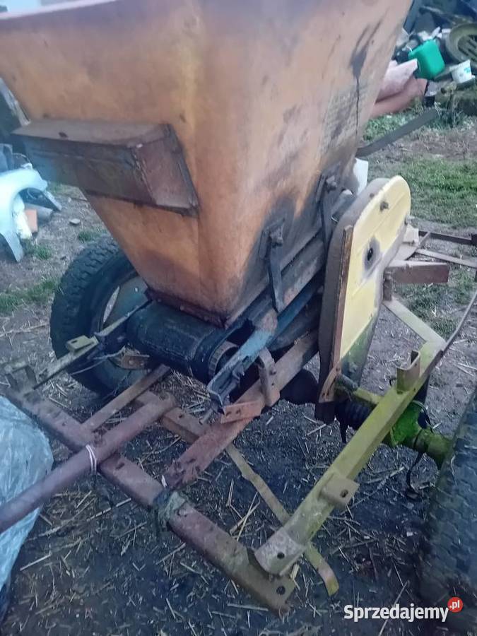 Sprzedam siewnik kos sprawny Skalbmierz