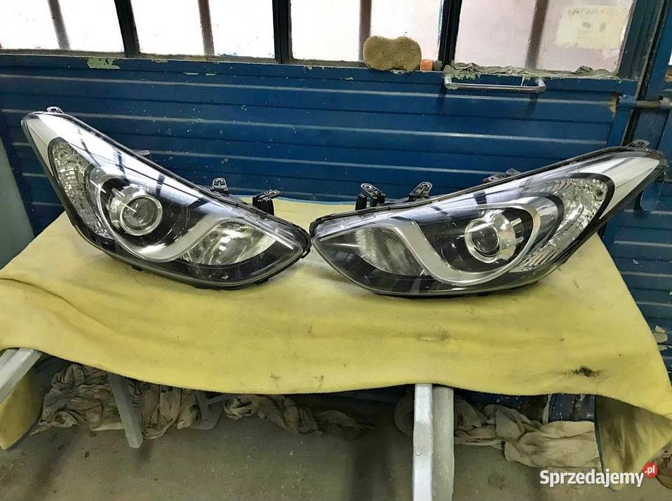 Hyundai i30 reflektory Europa oryginał prawy Częstochowa