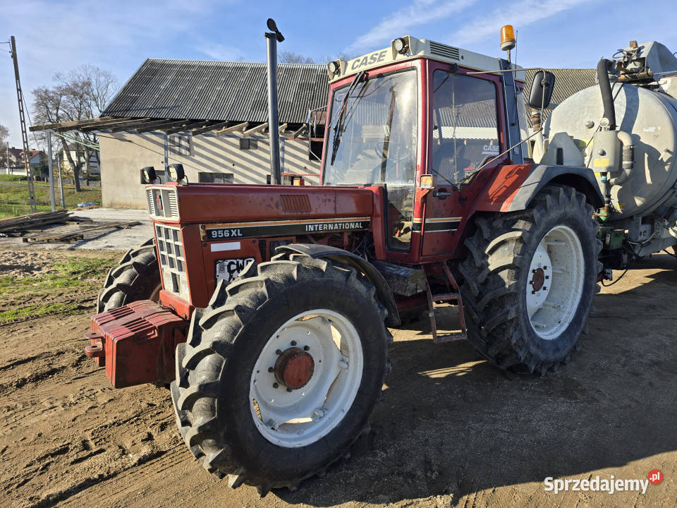 Ciągnik INTERNATIONAL 956 XL 4x4 95 Napęd 4x4 Litwinki