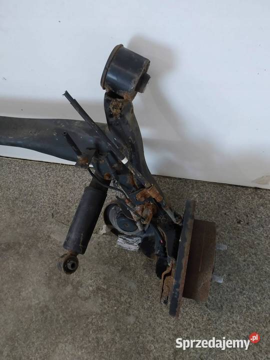 BELKA ZAWIESZENIA TYŁ Hyundai i20 I 20082014