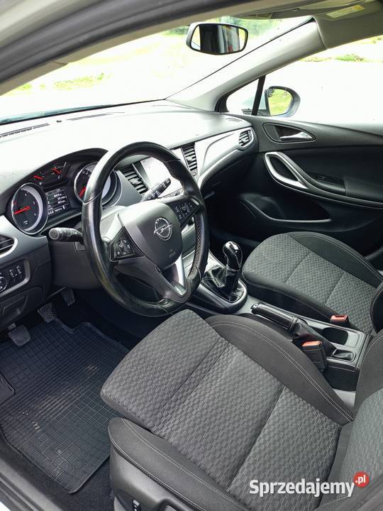 Opel Astra K Kombi 16Diesel Astra Rzezawa