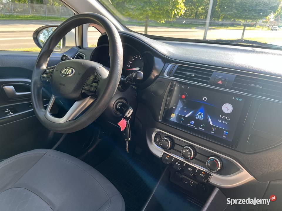 KIA RIO 12 BENZYNA 2015 radio