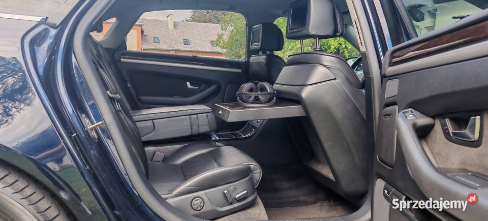 Audi A8 D3 42 350 187000 monitory lodówka stolik Cyców
