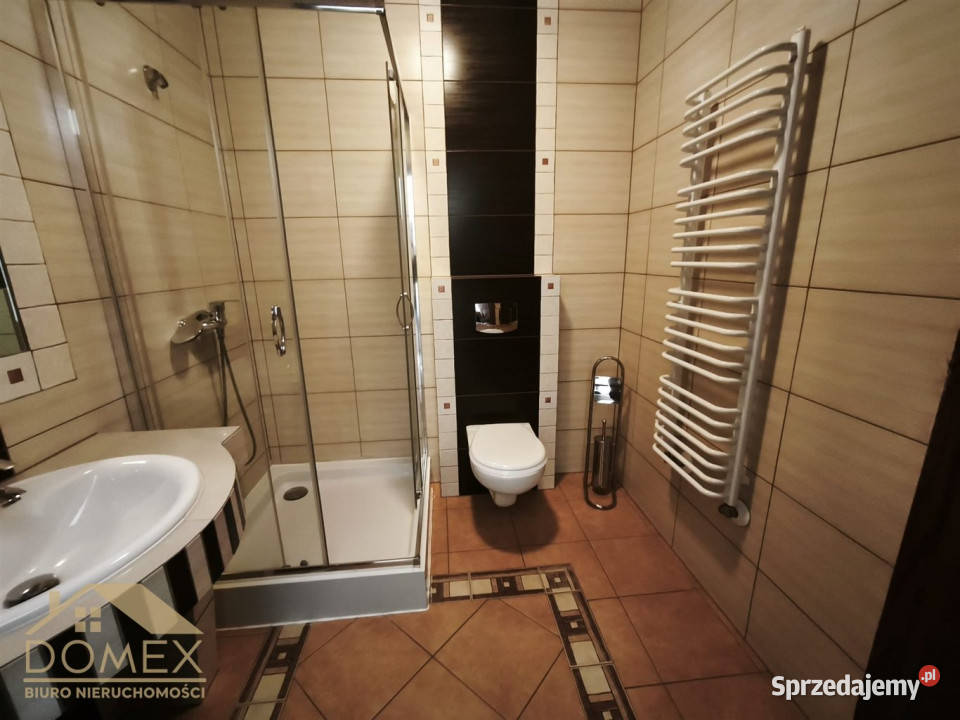 sprzedaży lokalu Rzuchów 1500m2