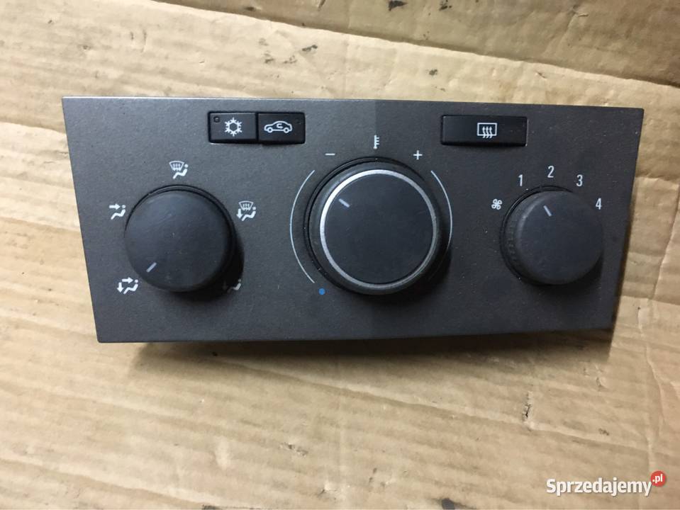 Panel nawiewu astra h 13201300