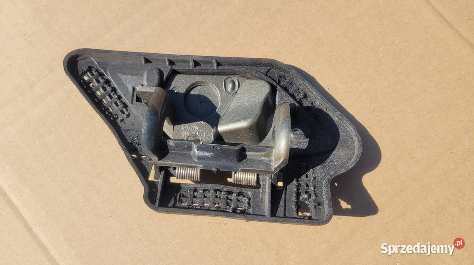 MERCEDES W245 LIFT ZAŚLEPKA SPRYSKIWACZA LEWA