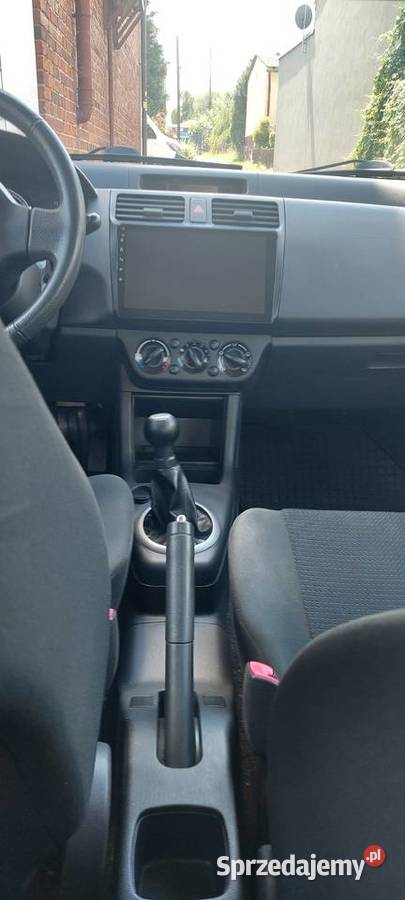 Suzuki Swift 13 benzyna 2009 śląskie