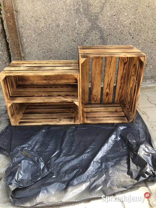 Drewniana skrzynka opalana i lakierowana półka Poznań