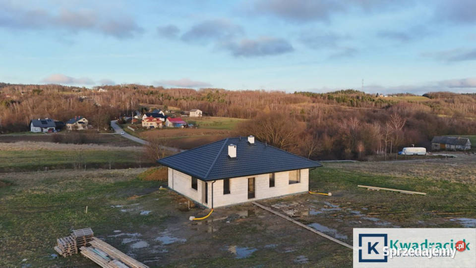 Dom wolnostojący 1048m2 Kombornia Sośnina