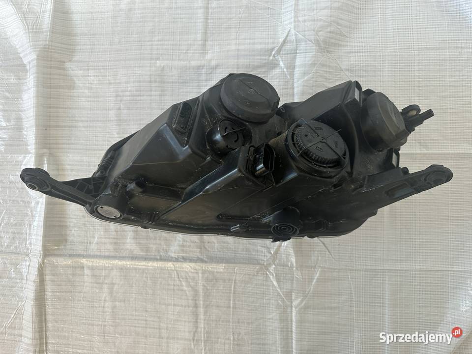 SKODA RAPID LAMPA PRAWA PRZÓD 5JB941018