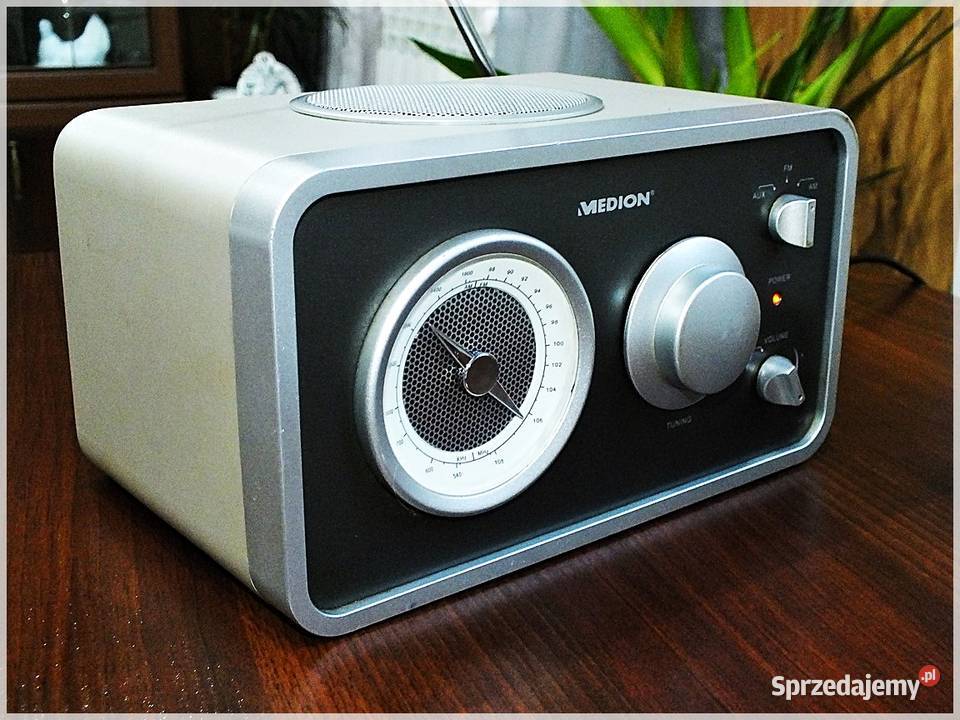 Małe radio MEDION MD 81342 Retro Dobra jakość Żary
