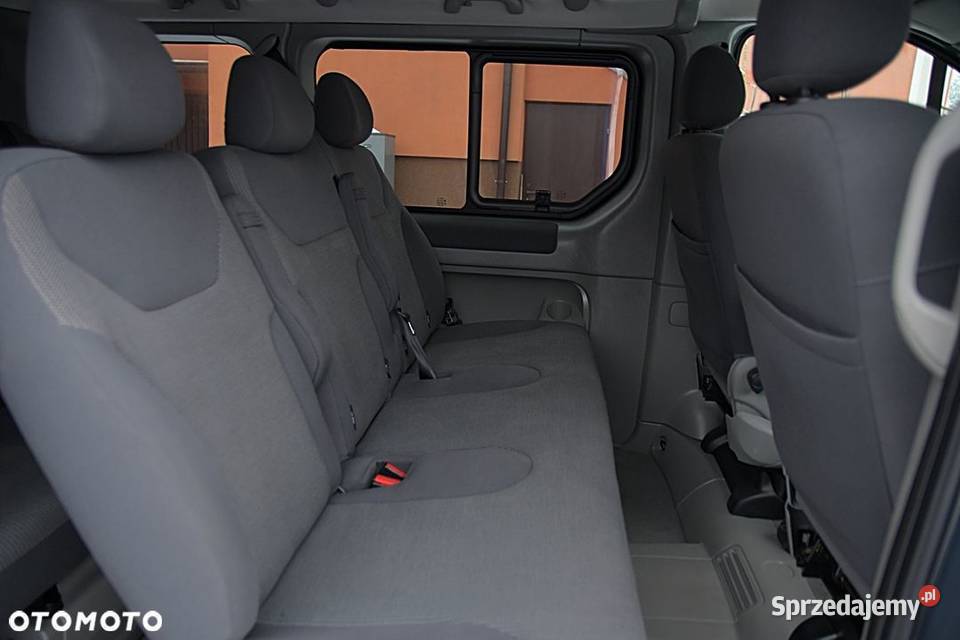 Vivaro Tour 8 osób Zadbany Prywatny nie Handlarz