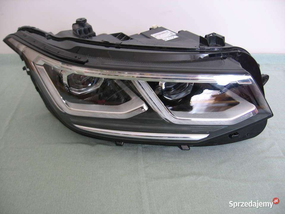5NB941082H VW Tiguan 2 Reflektor lampa MATRIX IQ mazowieckie Warszawa sprzedam