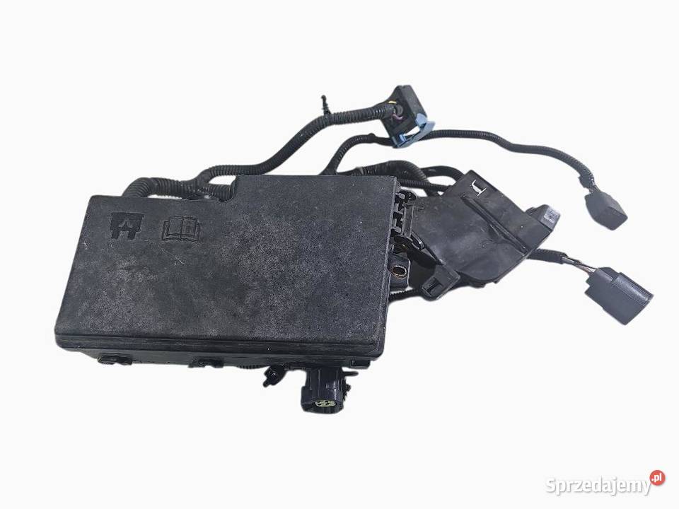 SKRZYNKA BEZPIECZNIKÓW FORD C MK2 16 TDCI