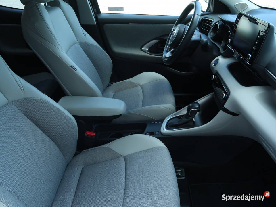 Toyota Yaris 15 VVTi Hybrid podgrzewane fotele mazowieckie Piaseczno sprzedam