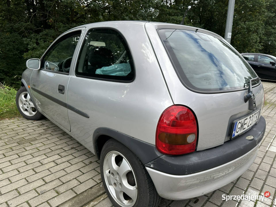 Opel Corsa 100 lecie Opla symboliczny przebieg2 pomorskie Wejherowo