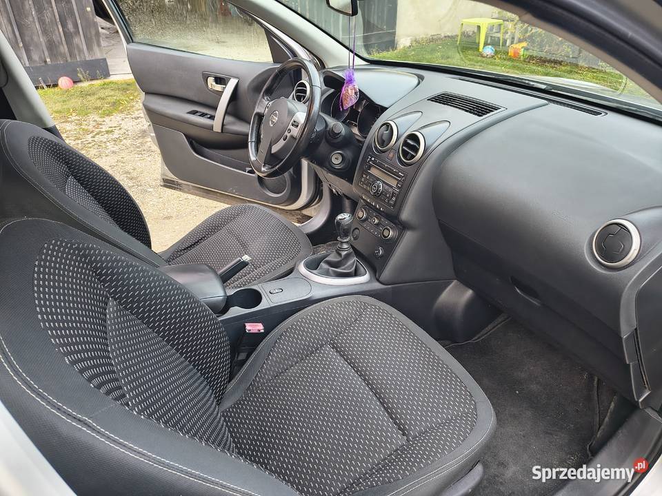 Nissan Qashqai J10 20 benzyna