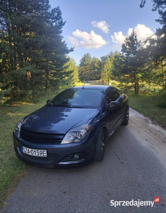 Opel Astra TwinTop Rok produkcji 2007 Rzędkowice