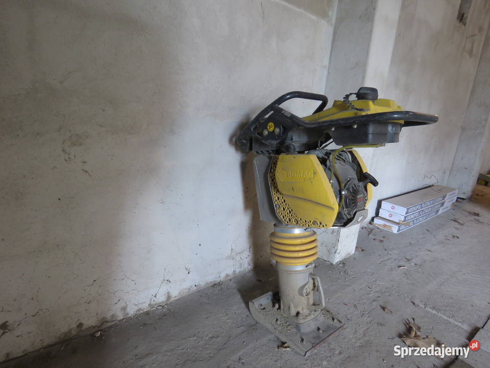 Ubijak Stopa Wibracyjna BOMAG BT 65 68 waga 28kW Trzcianka