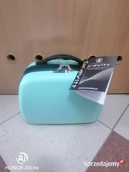 Walizki turystyczne podróżne Nowe sprzedam