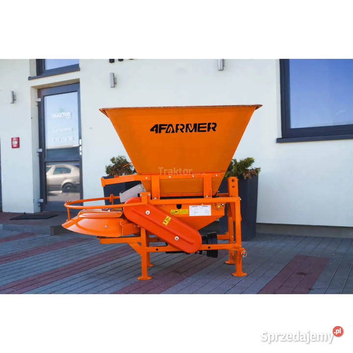 Rozsiewacz M320 Motyl 4Farmer 320 l do wąskiego świętokrzyskie